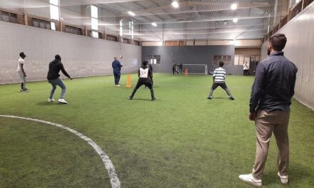 ‘Surviving to Thriving’ – WCB and Wicketz collaborate with the Red Cross, delivering cricket to young asylum seekers and refugees in Birmingham